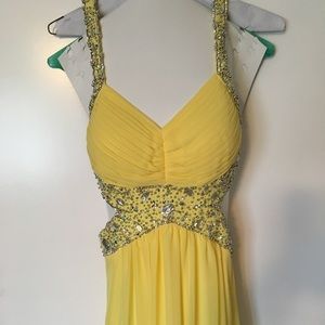 Yellow Embellished prom dress size 0